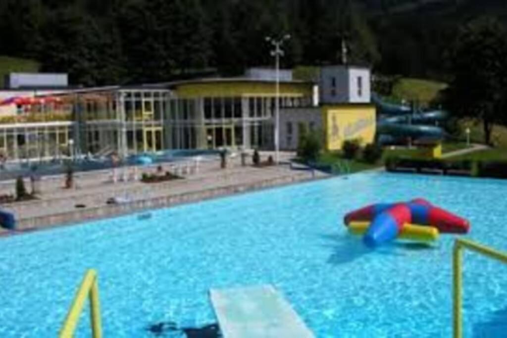The swimming pool at or close to Rooms by Haus Ingrid