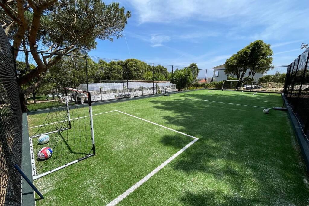 Fotografie z fotogalerie ubytování Villa Ita - 7 Room villa & Pool - Sintra v destinaci Colares