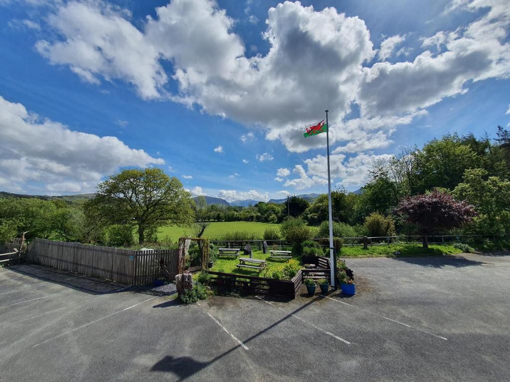 Zahrada ubytování Basecamp Wales