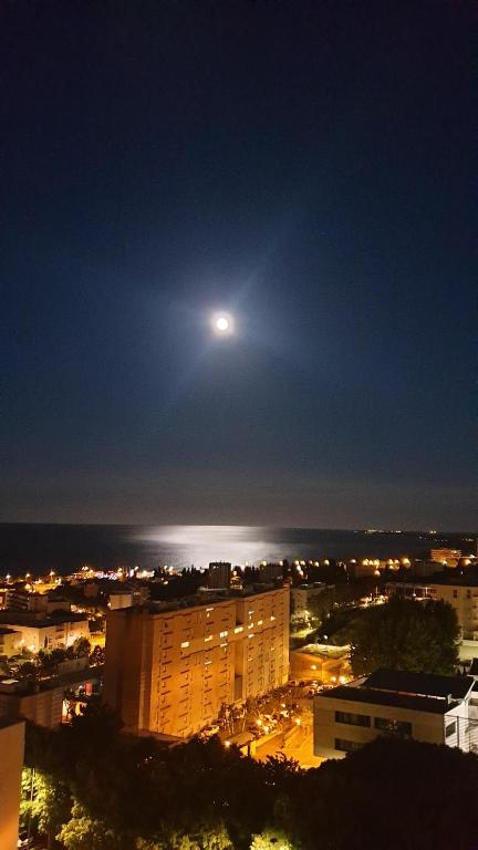 Zdjęcie z galerii obiektu Bastia Appartement 3 chambres vue mer w Bastii