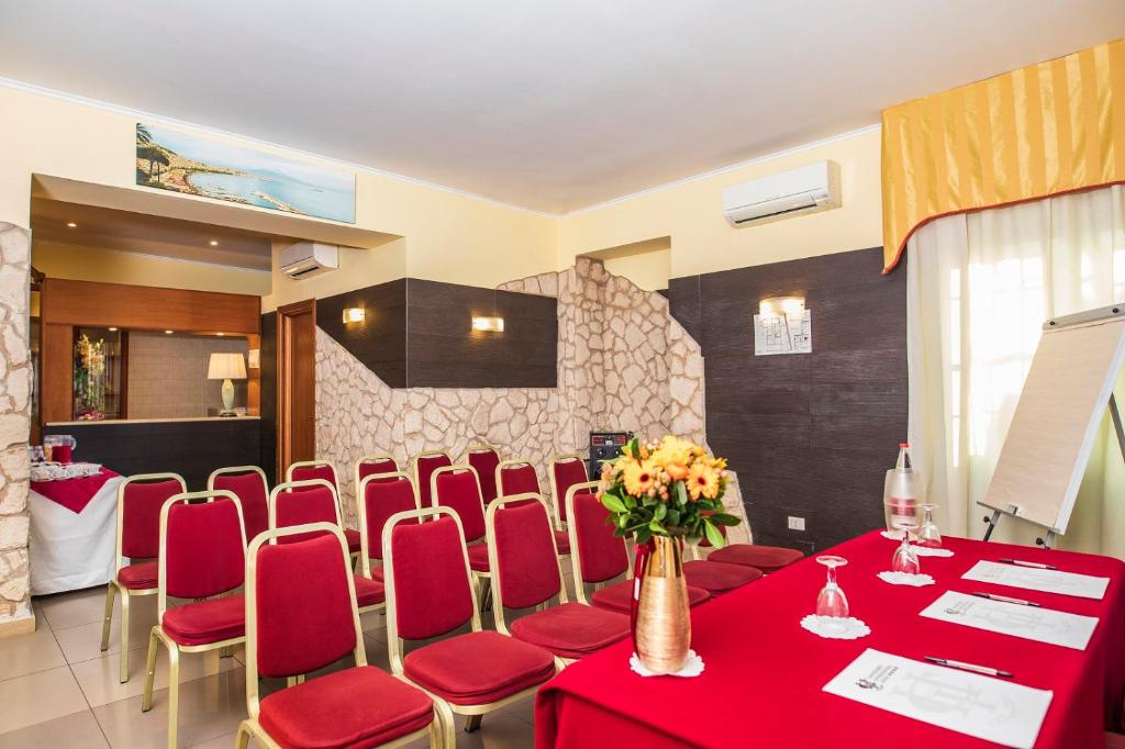 Fotografie z fotogalerie ubytování Capodichino International Hotel v Neapoli