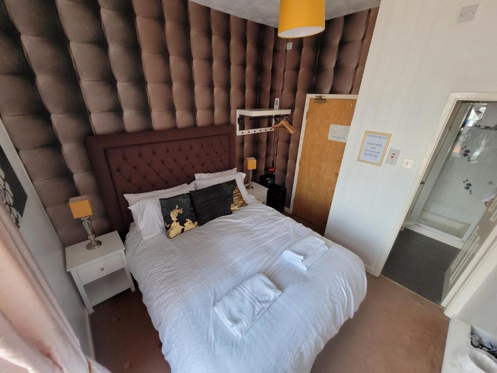 Tamarind Cove & Barrons Hotel - Resim 22