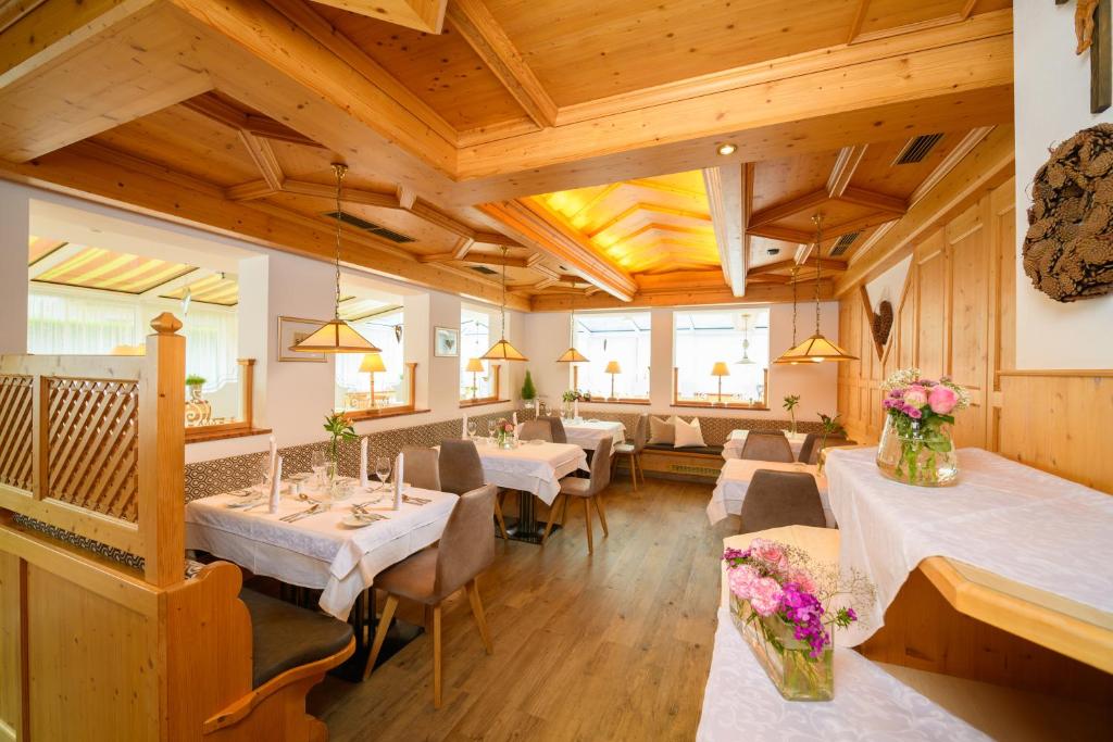 Posezení v ubytování Hotel Vierjahreszeiten