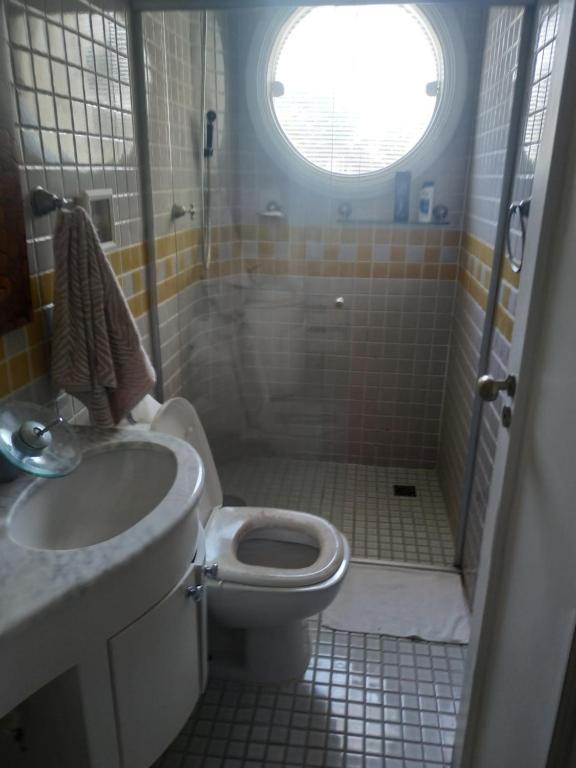  Bela casa Condomínio Fechado Hanga Roa - Bertioga