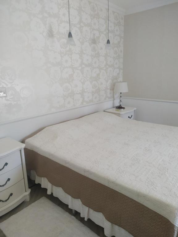  Bela casa Condomínio Fechado Hanga Roa - Bertioga