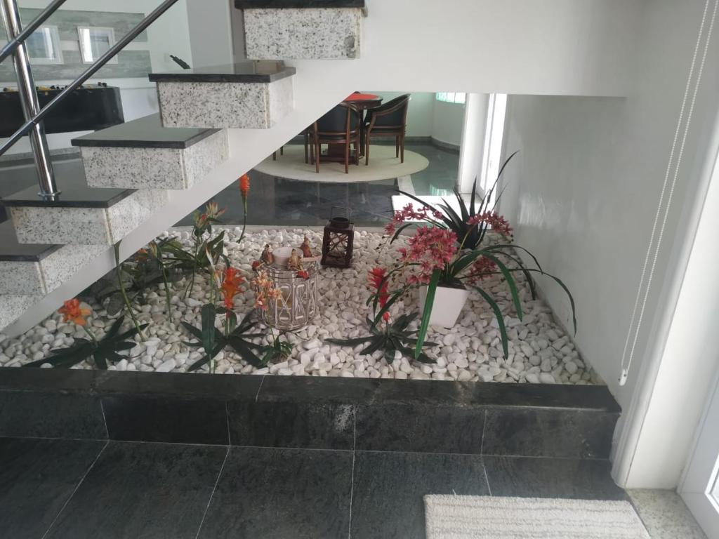  Bela casa Condomínio Fechado Hanga Roa - Bertioga
