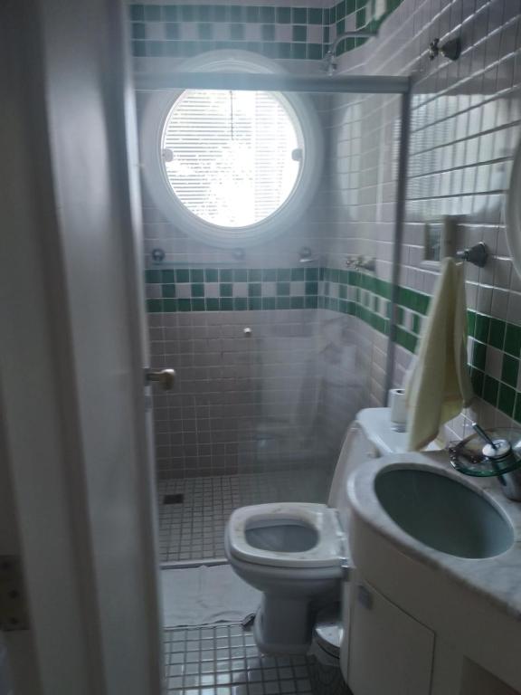  Bela casa Condomínio Fechado Hanga Roa - Bertioga