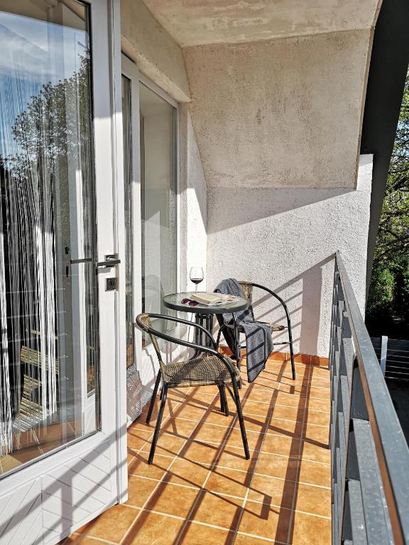 Balkon lub taras w obiekcie Otium Wellness Apartmanház