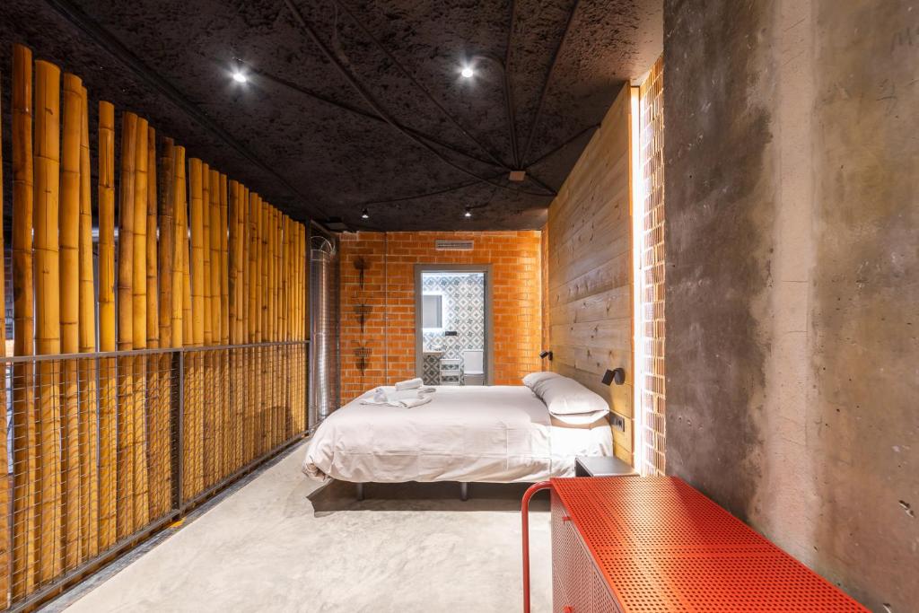Postel nebo postele na pokoji v ubytování ART LOFTS Valencia by Benisur