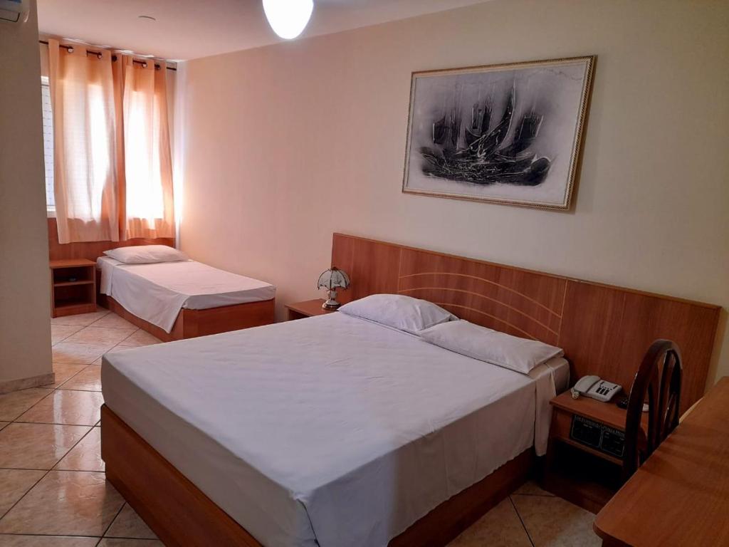  San Francisco Plazza