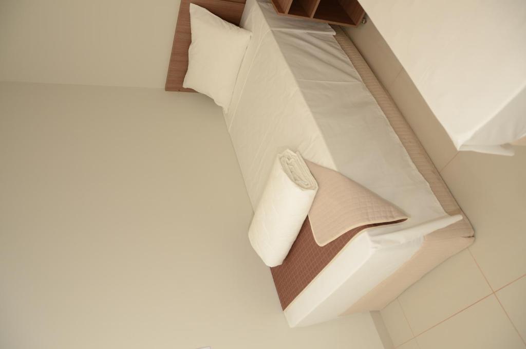  Gold Hotel