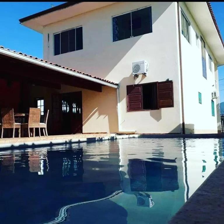  A SUA CASA NA PRAIA
