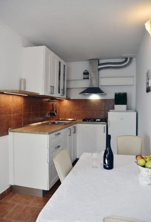 Kuchyň nebo kuchyňský kout v ubytování BEACH HOUSE ZECJA