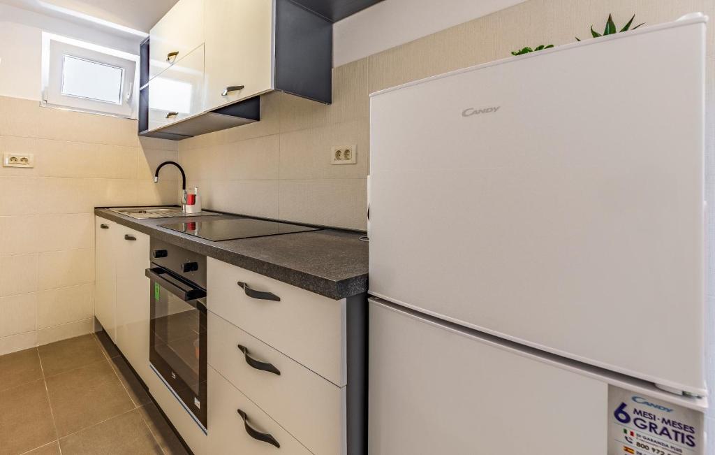 Kuchyňa alebo kuchynka v ubytovaní Apartment Mar