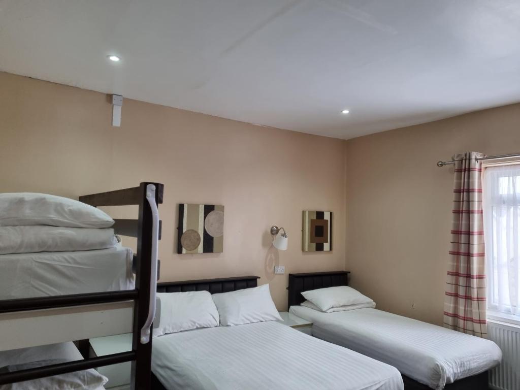 The Beechfield Hotel - Семейный номер