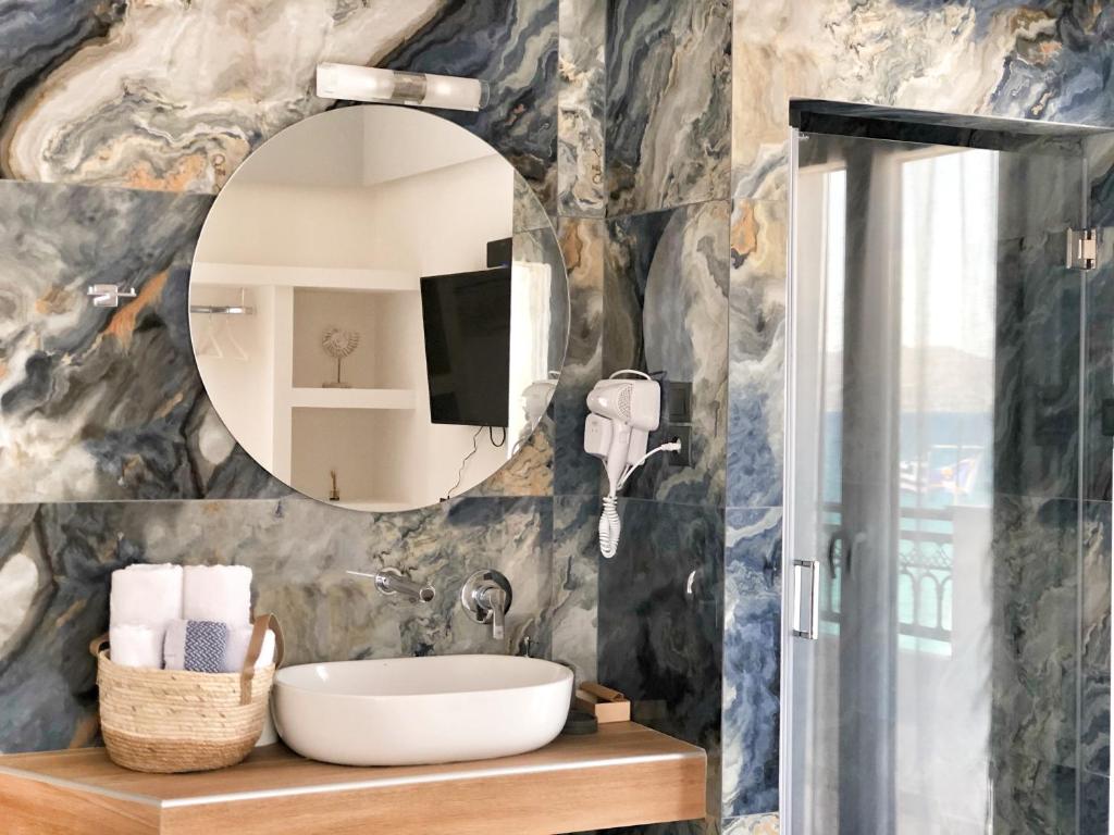 Vannituba majutusasutuses Anagennisi Hotel