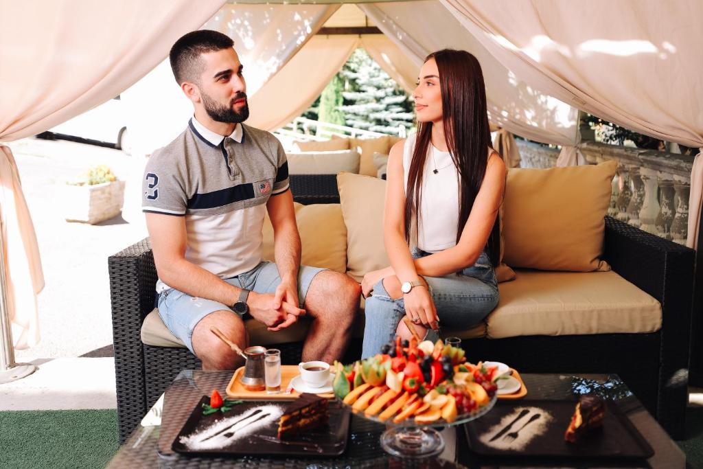 Jídlo v hotelu nebo okolí