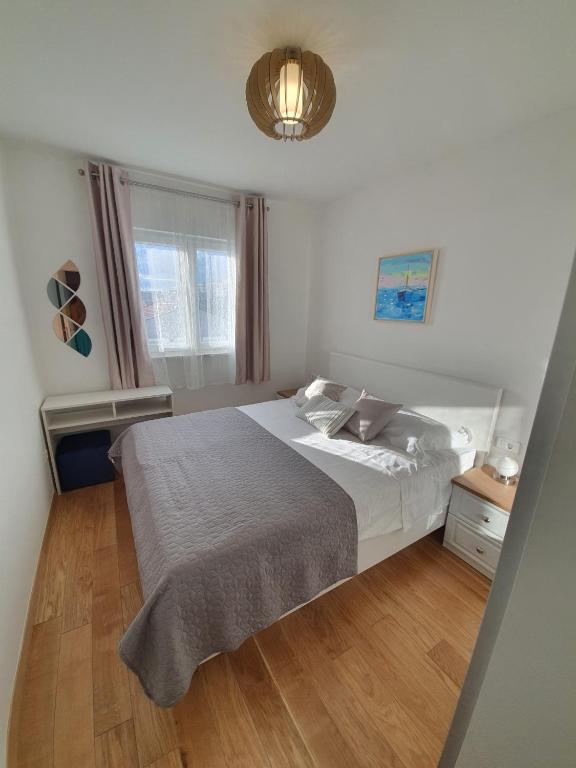 Postel nebo postele na pokoji v ubytování Mariposa Makarska 83m2 new apartment with garage
