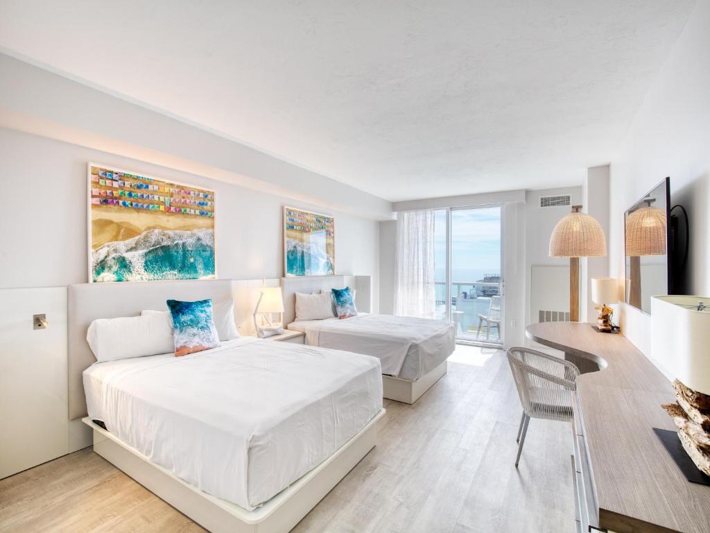 Daytona Grande Oceanfront Resort - 