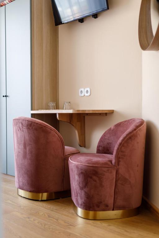 A seating area at Pension Laubenhof
