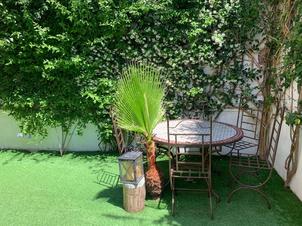 Ogród w obiekcie CASA 4 HABITACIONES CON JARDIN 10 Pax