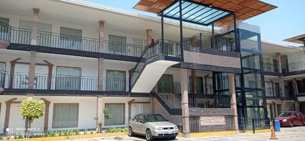 Budova, kde se hotel nachází