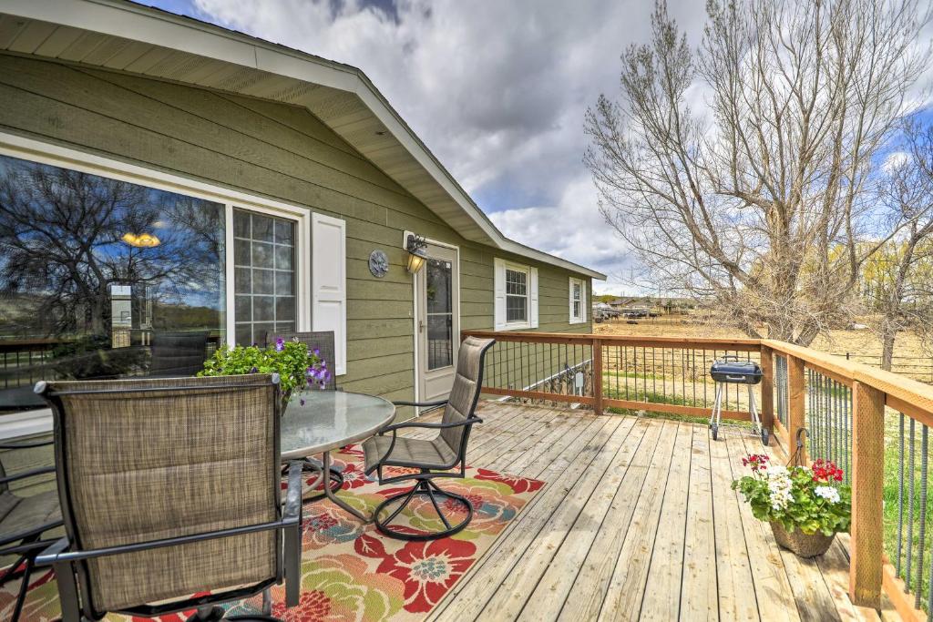 Μπαλκόνι ή βεράντα στο Cozy Cody House Less Than 10 Mi to Buffalo Bill Center!