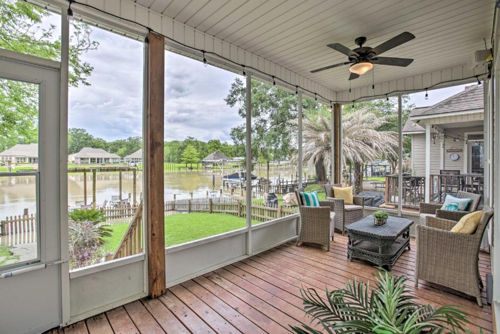 Bayou Pierre Home On the Diversion Canal!, Maurepas (updated prices 2024)