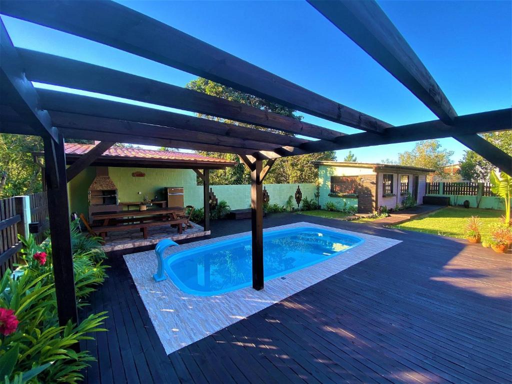  Casa com Piscina na Praia do Rosa - Imbituba/SC