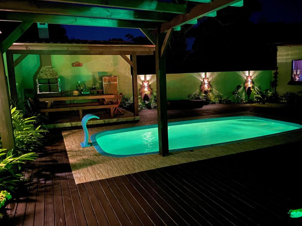  Casa com Piscina na Praia do Rosa - Imbituba/SC