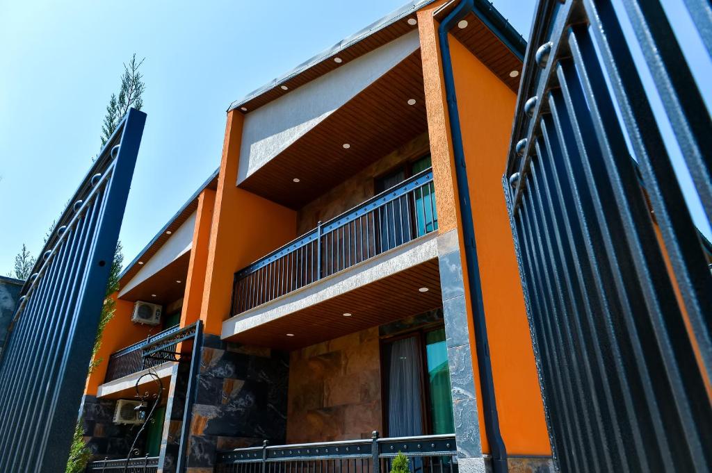 Budova, kde se apartmán nachází