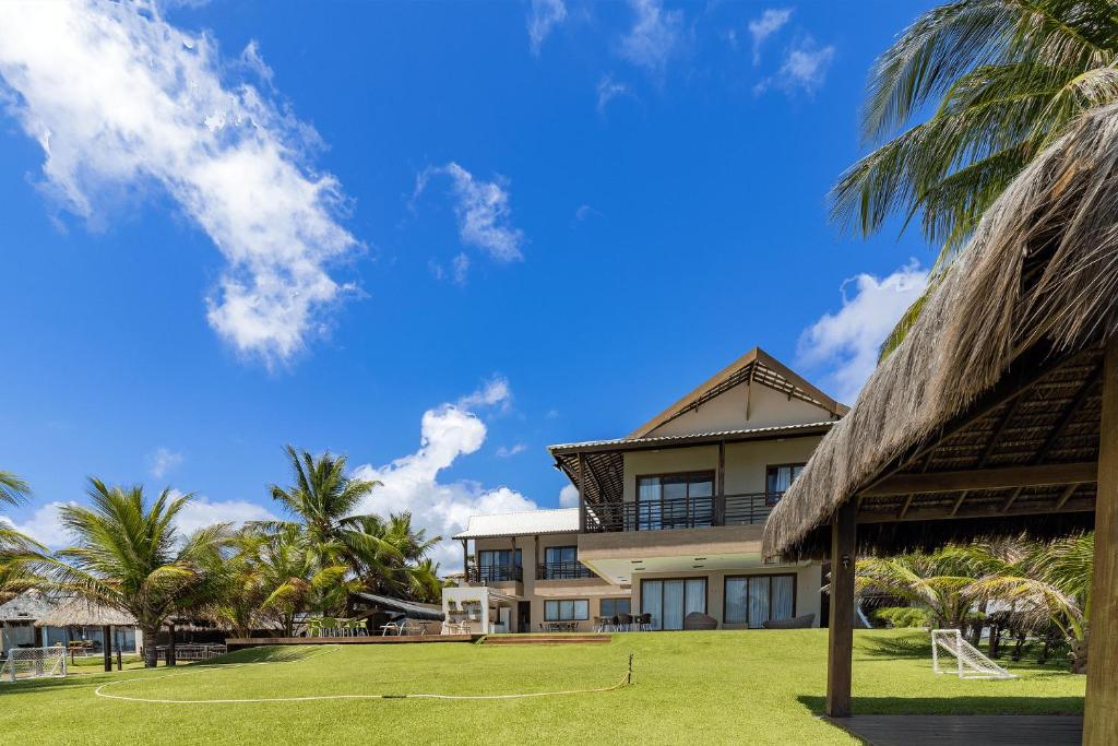  Mansão pé na areia em Carneiros por Carpediem