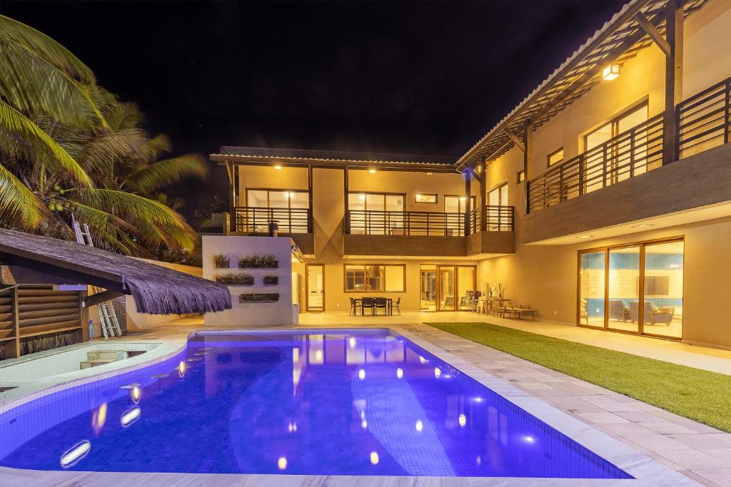  Mansão pé na areia em Carneiros por Carpediem