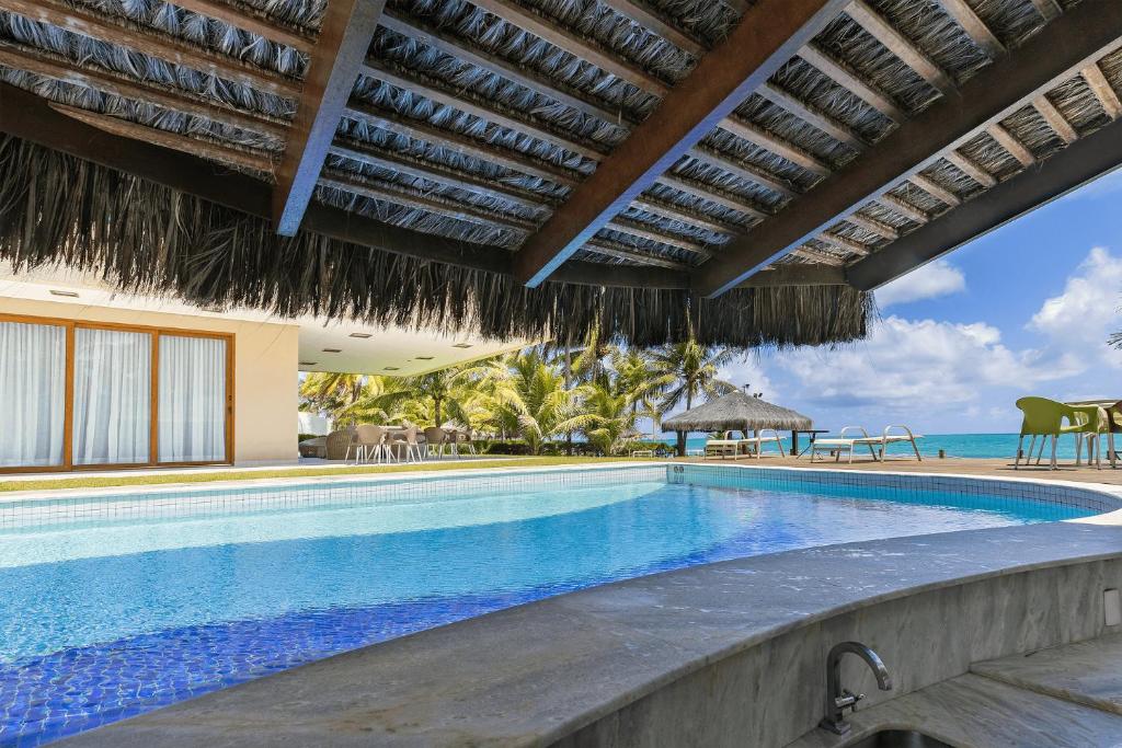  Mansão pé na areia em Carneiros por Carpediem