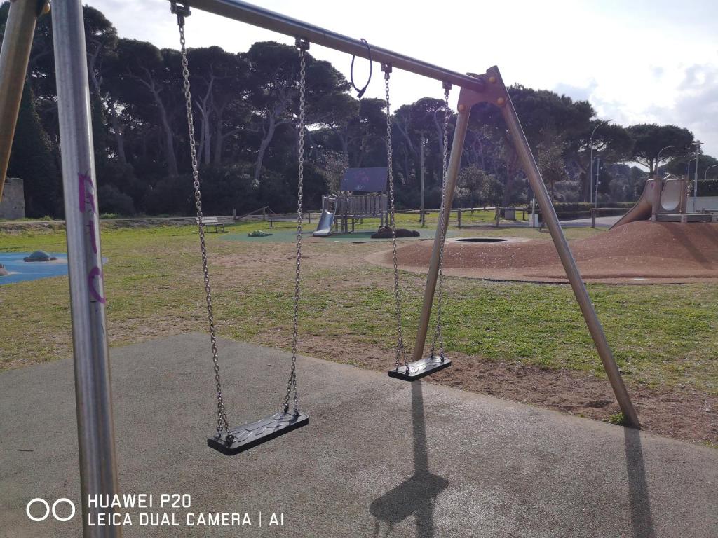Plac zabaw dla dzieci w obiekcie bilocale Marina di Pisa