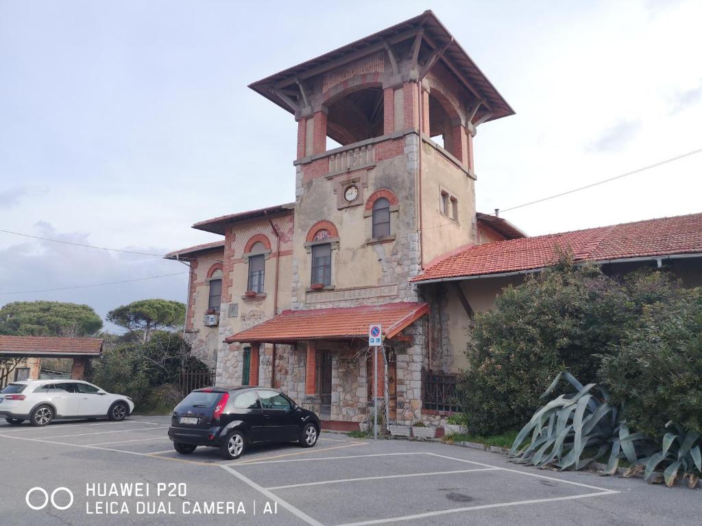 Budynek, w którym mieści się apartament