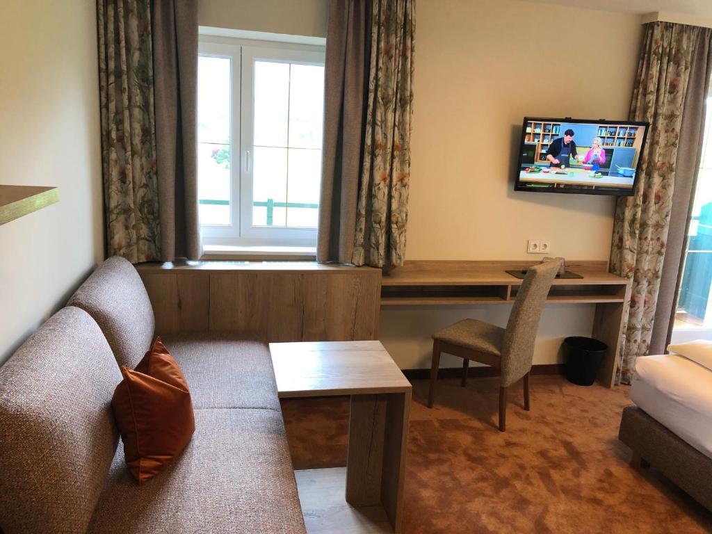 TV a/nebo společenská místnost v ubytování Gasthof Wiesenhof