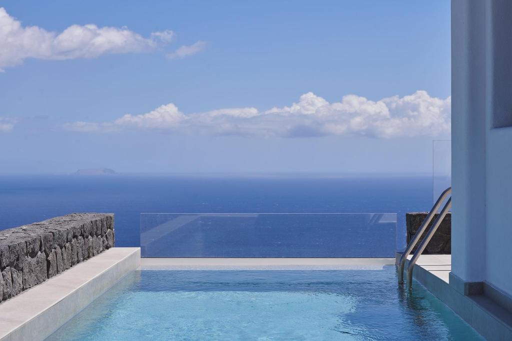 The swimming pool at or close to SantAnna Luxury Suites