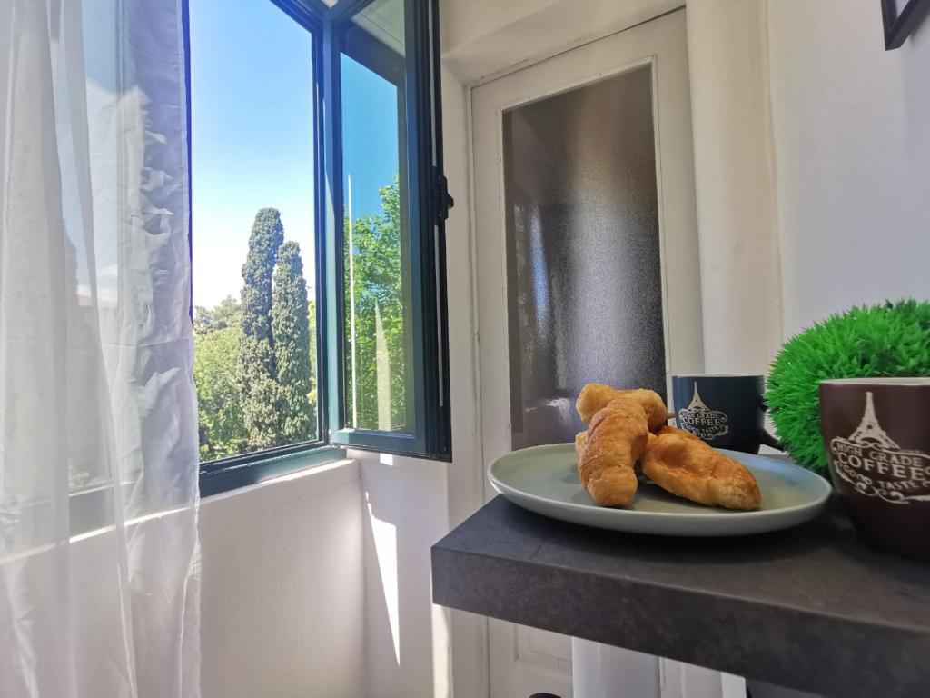 Jedlo v apartmáne alebo blízkom okolí