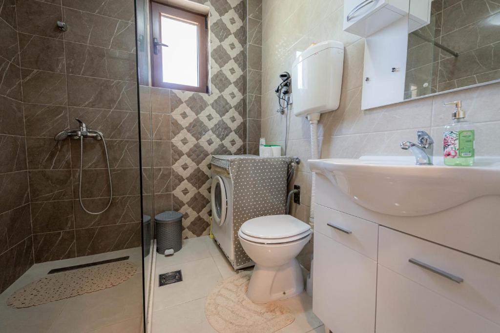 Milas Trojica Kotor - 6