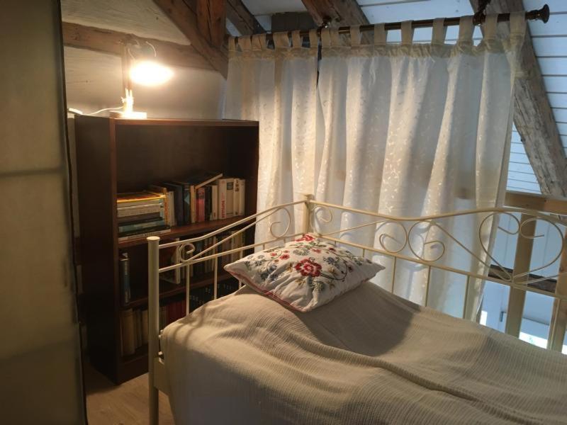 Postel nebo postele na pokoji v ubytování Bodensee Moosburg Biohof am See