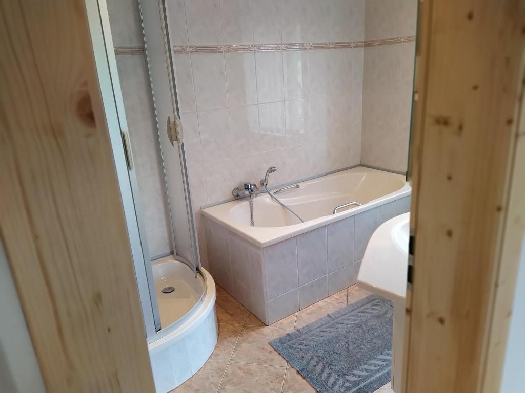 Koupelna v ubytování Ferienhaus Ebenheit am Lilienstein