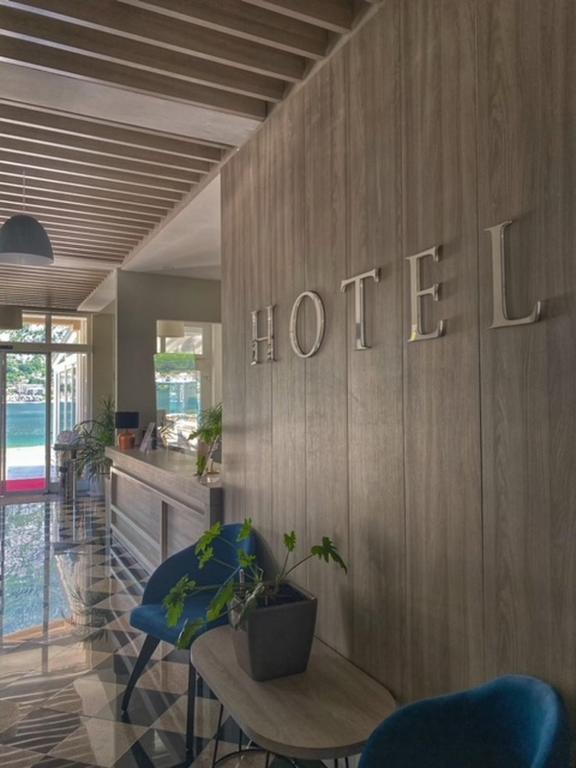 Foto sihtkohas Prčanj asuva majutusasutuse Montebay Perla galeriist