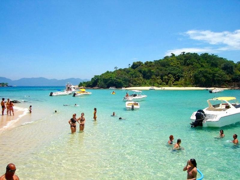  KITNET ACONCHEGANTE A 200M DA PRAIA