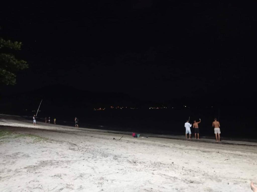  KITNET ACONCHEGANTE A 200M DA PRAIA
