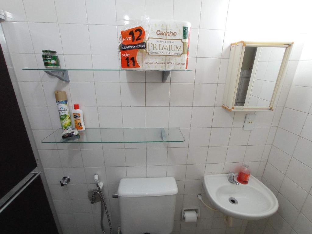  KITNET ACONCHEGANTE A 200M DA PRAIA
