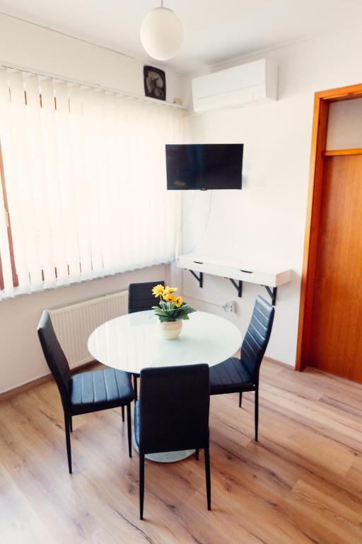 TV a/nebo společenská místnost v ubytování Frankovič Bed&Breakfast