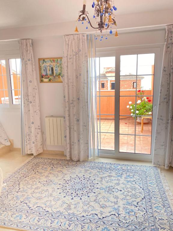 Posteľ alebo postele v izbe v ubytovaní Villa with heated private pool, sea view& turkish sauna
