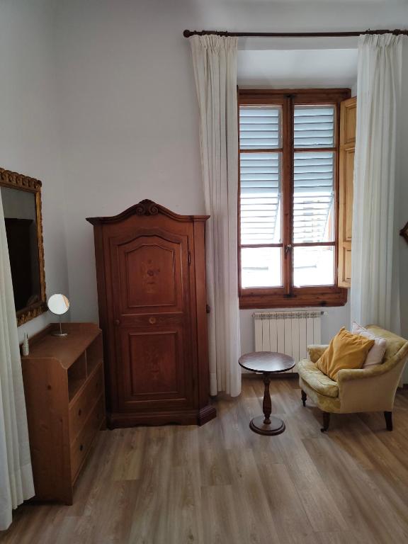 A seating area at Accanto al Duomo