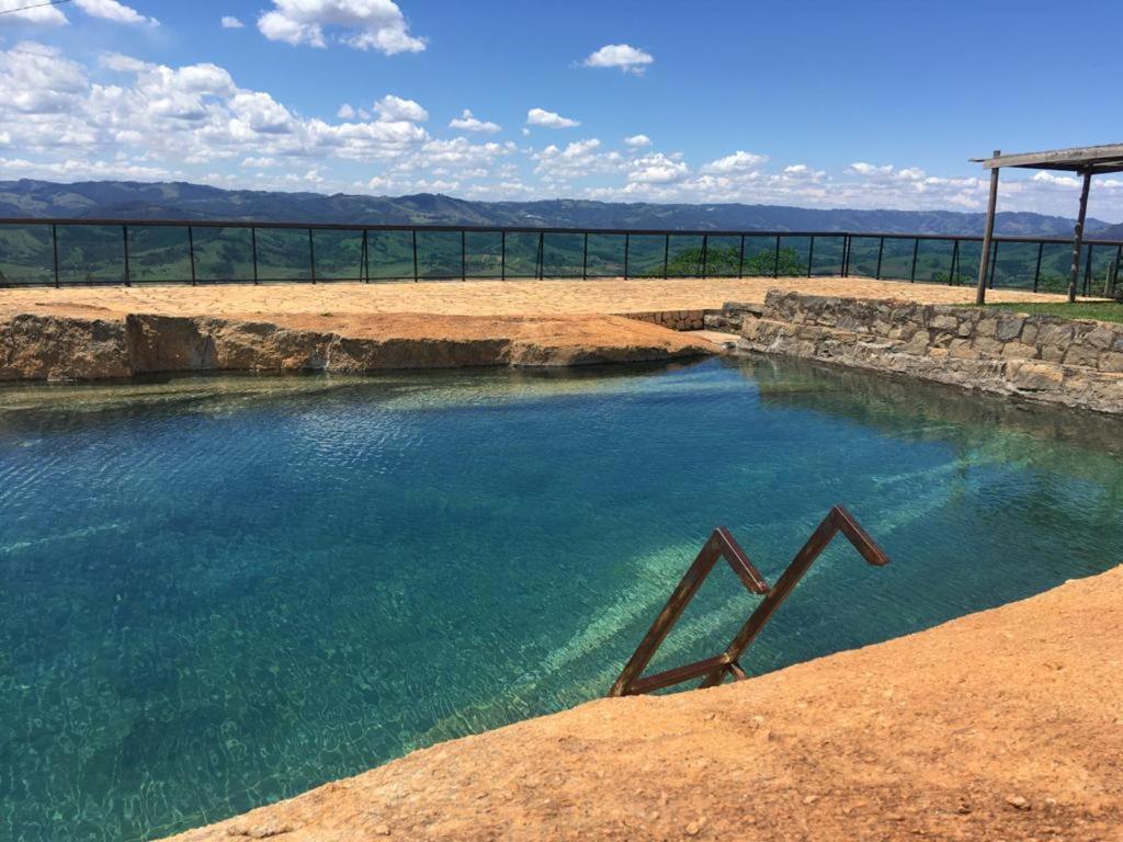  Piscina na Pedra - Complexo Turístico Seasons